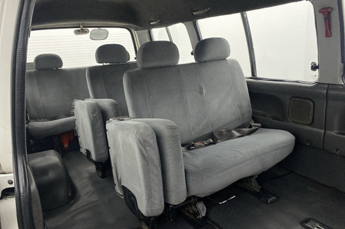 Kia Pregio 3.0 Prgg 8 L 2002