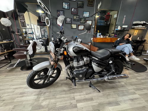 Royal Enfield 650cc Super Meteor