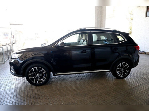 MG RX5 1.5 COMFORT 4X2 MT 5P