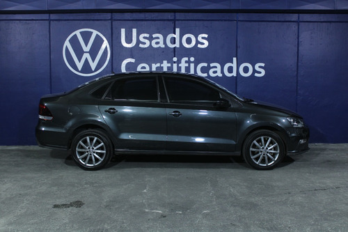 Volkswagen Vento 1.6 Highline At