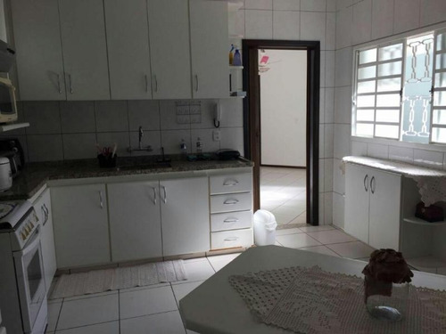 Imagem 3 de 15 de Casa À Venda - Jd. Estoril Ii, Bauru-sp - 3136