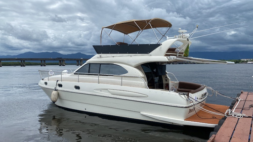 Imagem 9 de 9 de Ferreti 380 Com Caterpillar 350 Hp Cada/ Ano 1999/ Diesel