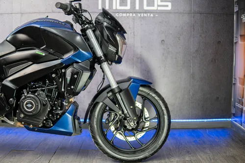 Bajaj Dominar 250 2023