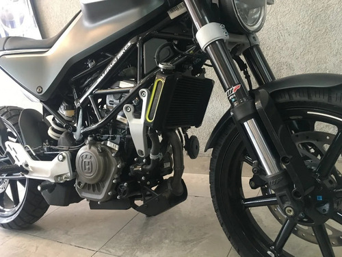 Imagen 11 de 25 de Husqvarna Svartpilen 200 Usada ¡378 Km! 2021 - Palermo Bikes