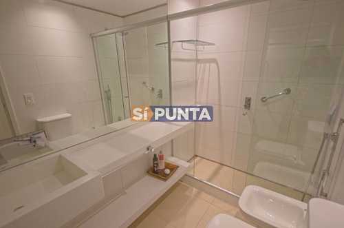 Imagen 25 de 30 de Apartamento En Alquiler - Mansa