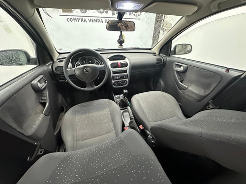 Chevrolet Corsa Sedan 1.4 MPFI PREMIUM SEDAN 8V