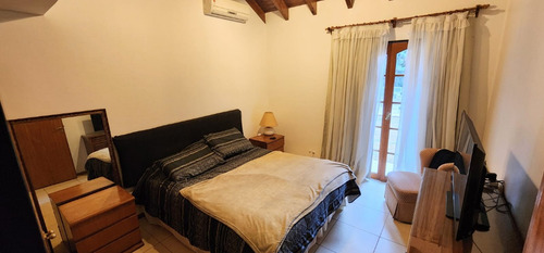 Hermosa Casa A La Venta En B° Dalvian( Apta Credito Hipotecario.)