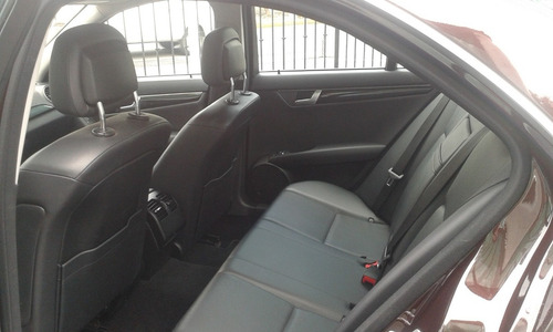 Imagen 8 de 9 de Mercedes Benz C 200