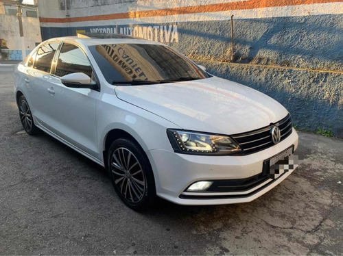 Imagem 3 de 13 de Volkswagen Jetta 2016 2.0 Tsi Highline 4p