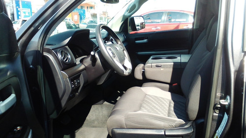 Imagen 8 de 11 de Toyota Tundra 2019 5.7 Limited 4x4 At
