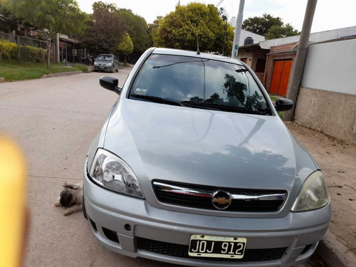 Chevrolet Corsa 1.8 Gl Aa+da 2011