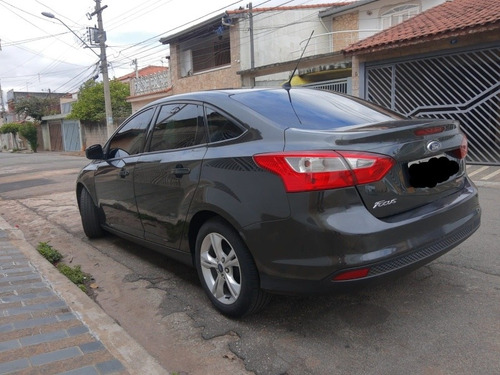 Imagem 10 de 14 de Ford Focus Sedan 2.0 S
