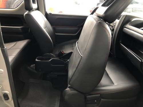 Imagem 8 de 8 de Suzuki Jimny 1.3 4street 4x4 16v Gasolina 2p Manual