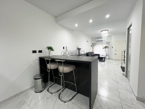 Duplex En Venta En Ramos Mejia Sur