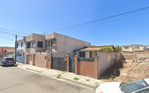 !!!!!!se Vende Casa En Universidad Otay,,,tijuana!!!!excelente Ubicación!!!!!remates Hipotecarios
