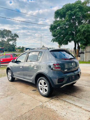 Renault Sandero Stepway 2017 1.6 Privilege 105cv