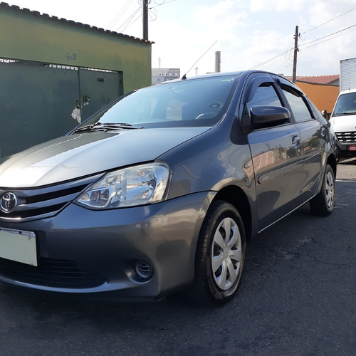 Toyota Etios 2014 1.5 16v X 4p