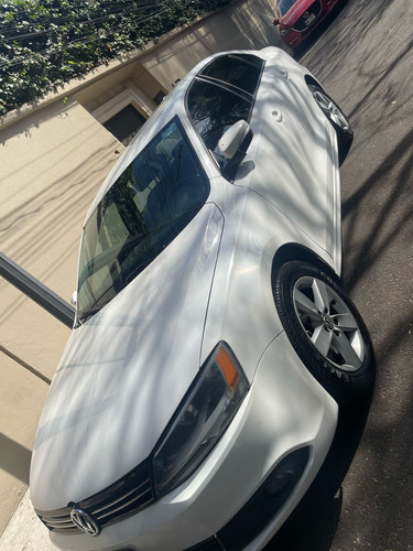 Volkswagen Jetta 2.5 Sport Tiptronic At