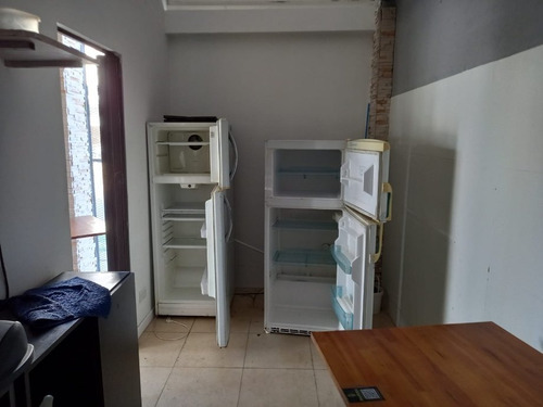 Imagen 8 de 12 de Local En Alquiler En Lomas Del Mirador