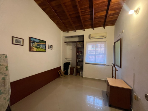 Se Vende Townhouse En Urb. Altos Del Rincón, Naguanagua, Valencia, Carabobo.