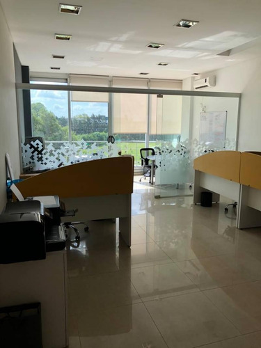 Imagen 3 de 8 de Oficina En Venta En Office Park Norte, Pilar, G.b.a. Zona Norte