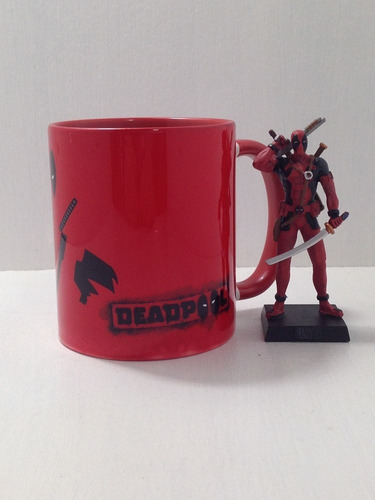 Caneca Cerâmica Deadpool Vermelha Marvel Dc Comics