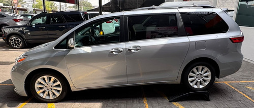 Toyota Sienna 3.5 Limited At