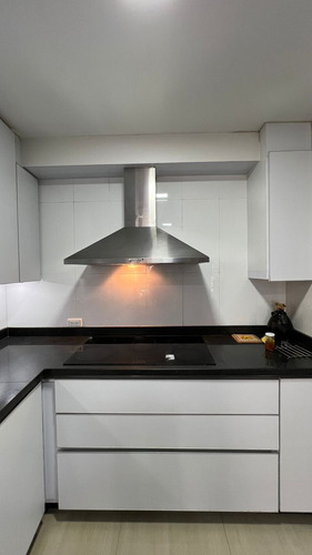 Jp17 Apartamento En Alquiler En Naguanagua Con Amplio Patio