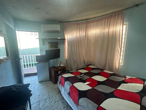 Casa En Venta En Zona Loma Larga