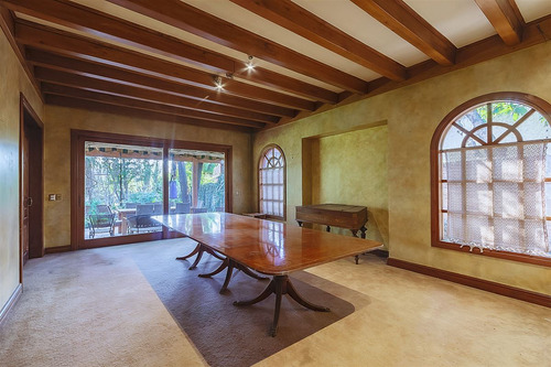Casa En Venta De 5 Dorm. En Las Condes