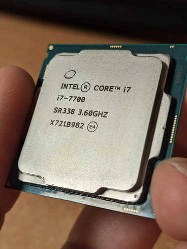 Procesador Gamer Intel Core I7-7700 4 Núcleos 8hilos 4.2ghz (Usado)