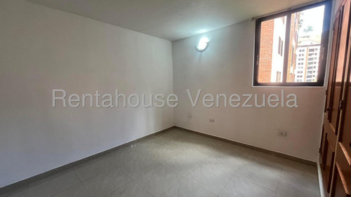 Apartamento En Alquiler Colinas De La Tahona Caracas
