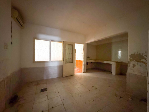 Venta Casa 4 Dormitorios Punta Carretas Con Cochera