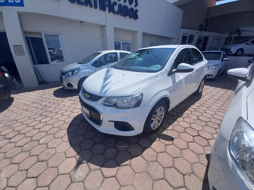 Imagen 1 de 15 de Chevrolet Sonic 2017 4p Lt L4/1.6 Aut
