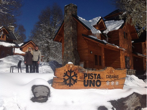 Las Pendientes , Cabañas , Cerro Chapelco ;pista Uno,