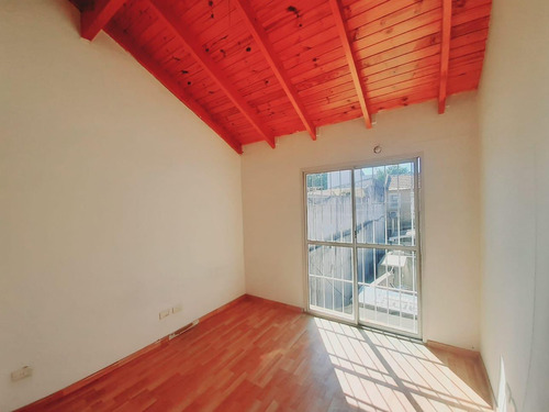 Ph 4 Amb Con Cochera Y Patio En Venta