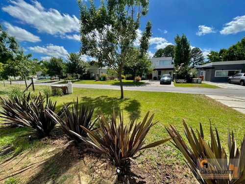 Imagen 6 de 30 de Casa En 1 Planta En Venta En Barrio San Matías, 5 Ambientes!