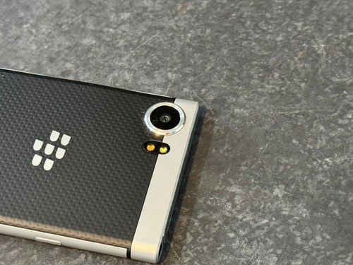 Blackberry Keyone 32 Gb Negro/plata (Usado)