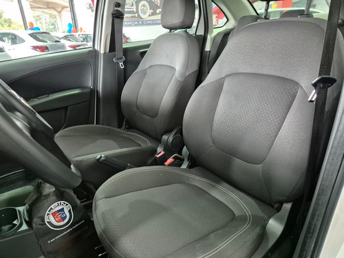 Fiat Grand Siena Siena 1.0 EVO Flex 8V 4p