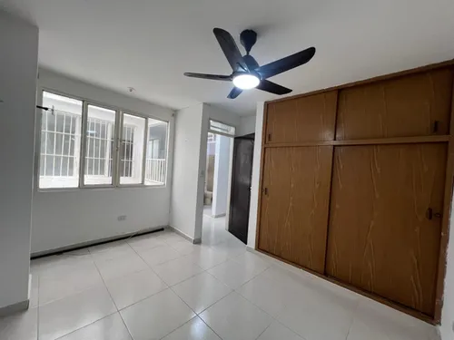 Casa En Venta En Los Andes B - La Riviera. Cod V8014567