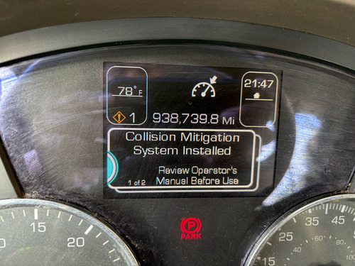 Tracto Camión Kenworth T680 Año: 2015 Cummins Gm109114