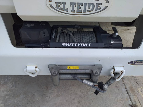 Imagen 6 de 14 de Ford F-350 4x4 Gas Activo Servicios Eléctricos