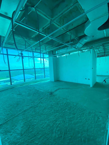 Exclusivo Local Comercial En La Torre Bell, Puerto Ordaz