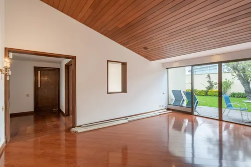 Casa En Arriendo/venta En Santa Barbara Alta. Cod A19949