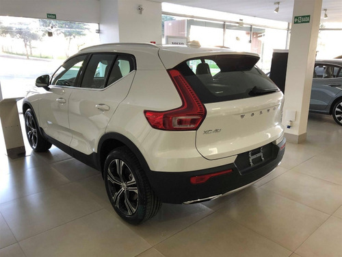 Volvo Xc40 2.0 T4 Inscription Awd Gasolina 2020/2021 0km