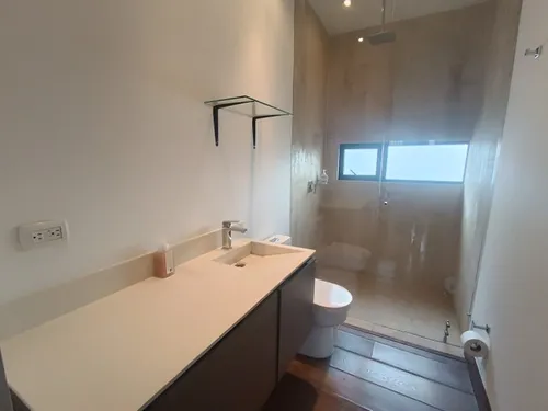 Apartamento En Arriendo Ubicado En El Poblado Sector San Lucas (27093).