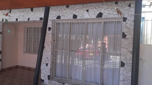 Imagem 1 de 7 de Casa Para Alugar Com 3 Dormitórios - Fl05