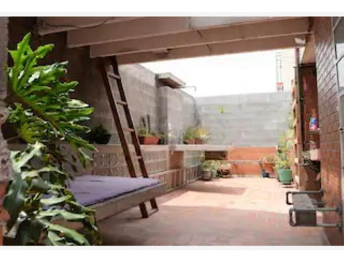 Habitación Con Todos Los Servicios En Renta Ubicada En Iztapalapa