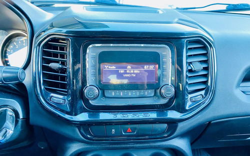 Fiat Toro Freedom 1.8 16V Flex Aut.