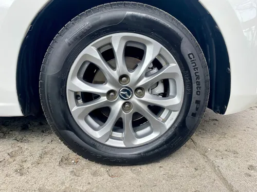 Mazda 2 Sport 1.5 Touring Mt